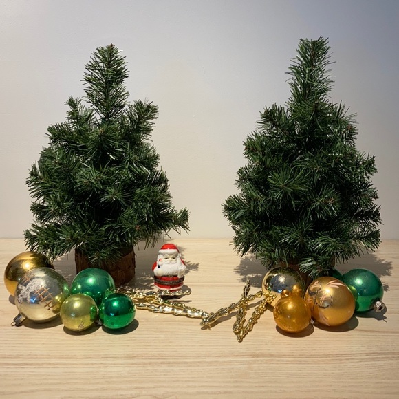 Christmas trees duo with wood base NWT - Picture 1 of 10